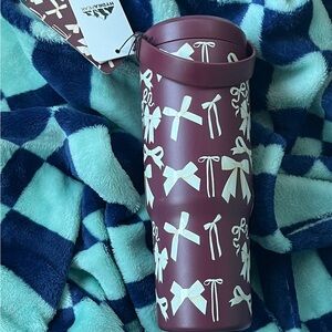 Hydropeak Maroon water bottler Tumbler with White bows